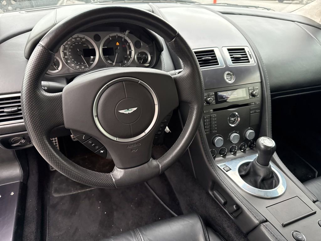 Used 2007 Aston Martin V8 Vantage Coupe image 16