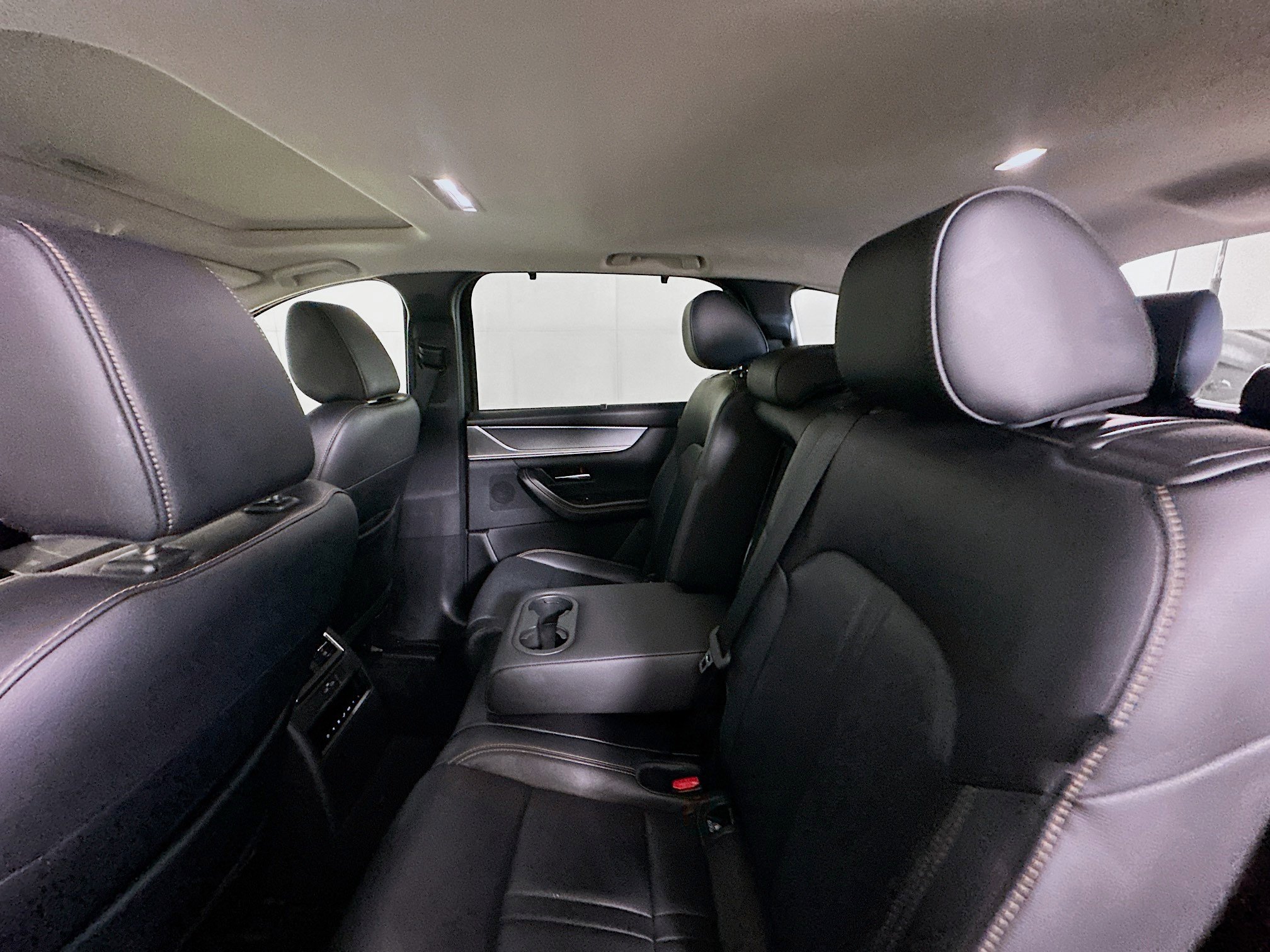 Used 2025 MAZDA CX-90 3.3 Turbo w/ Preferred Package image 29