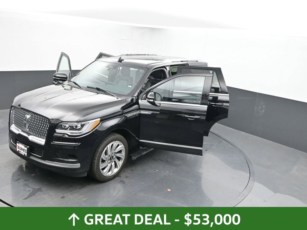Used 2024 Lincoln Navigator Premiere image 63