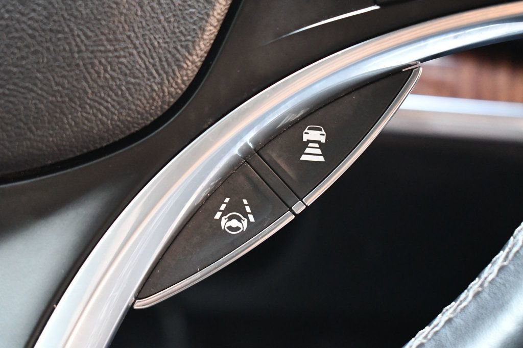 Used 2019 Acura MDX SH-AWD image 30