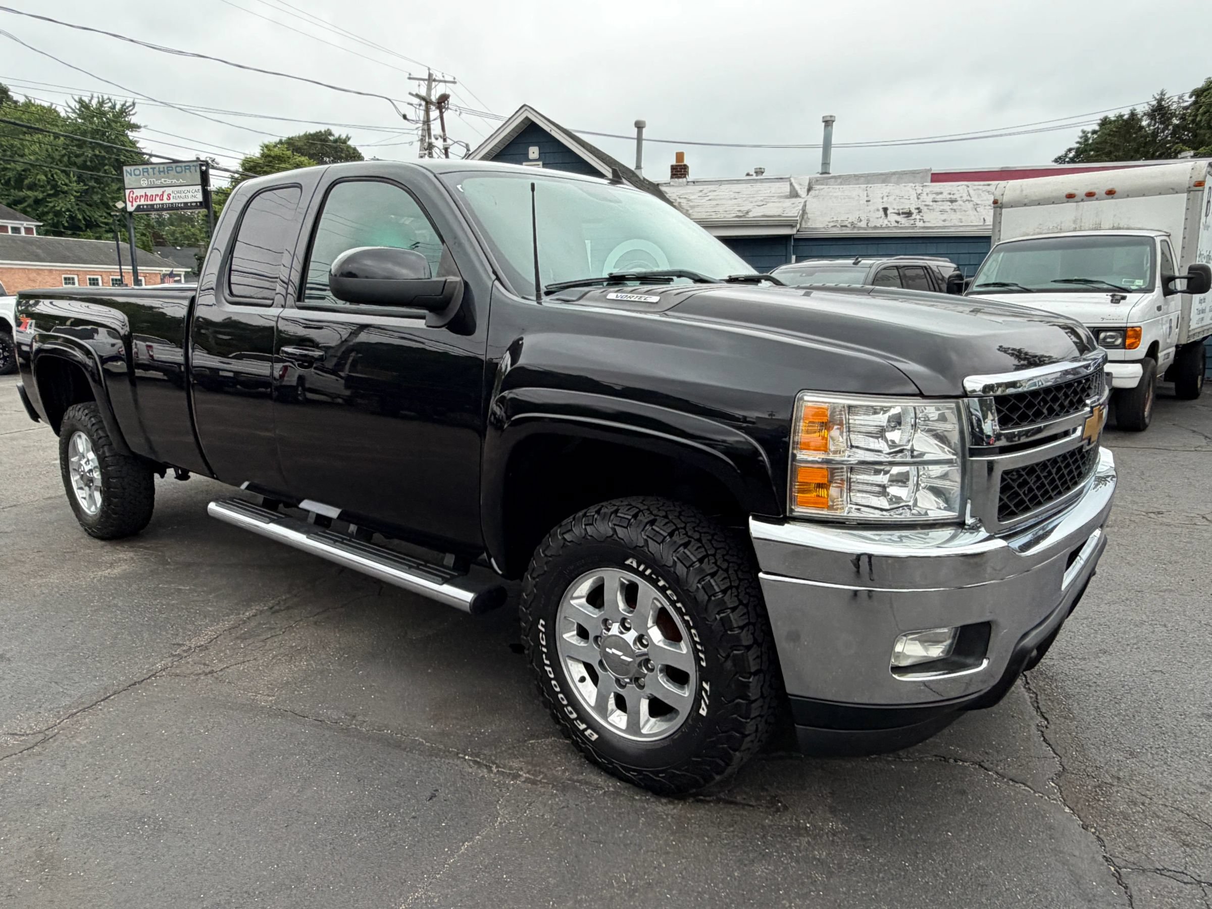 Used 2013 Chevrolet Silverado 2500 LTZ w/ LTZ Plus Package AWD/4WD image 8