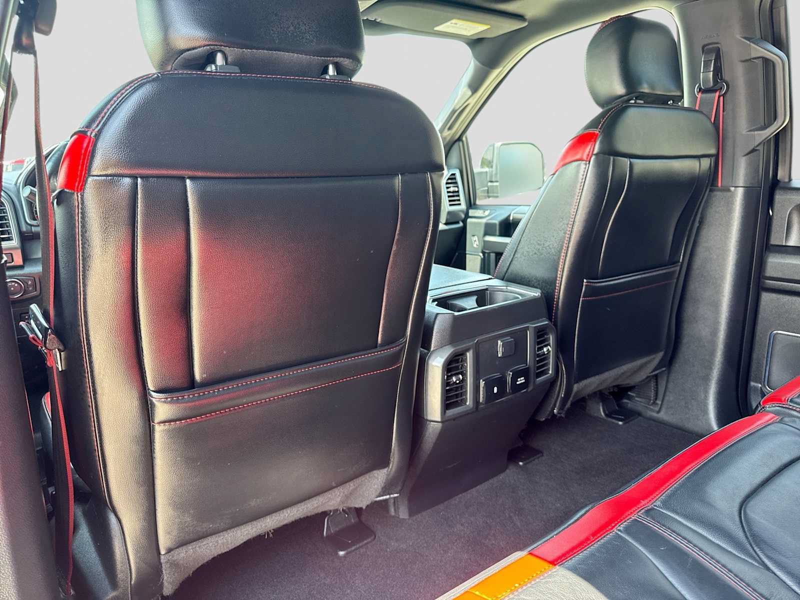 Used 2019 Ford F150 Lariat AWD/4WD image 17