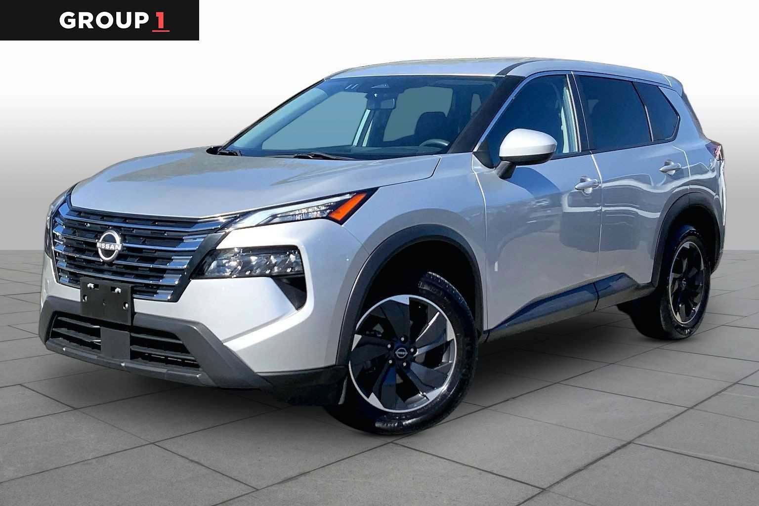 Used 2024 Nissan Rogue SV AWD/4WD image 1