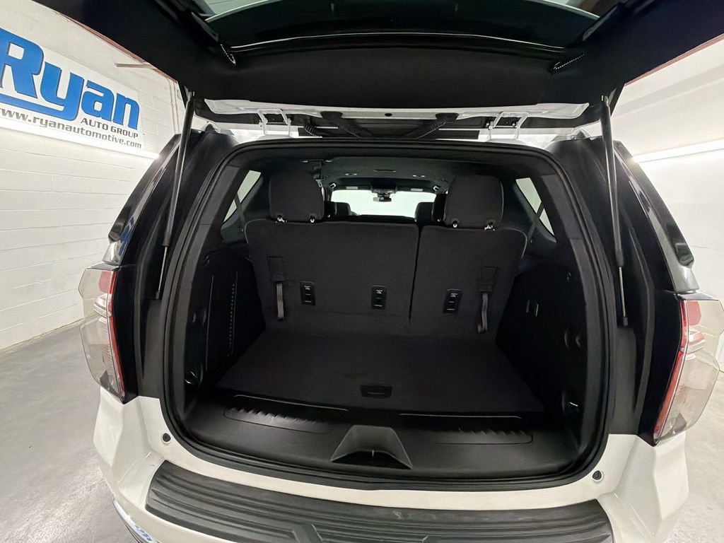 Used 2024 Chevrolet Tahoe LS image 24