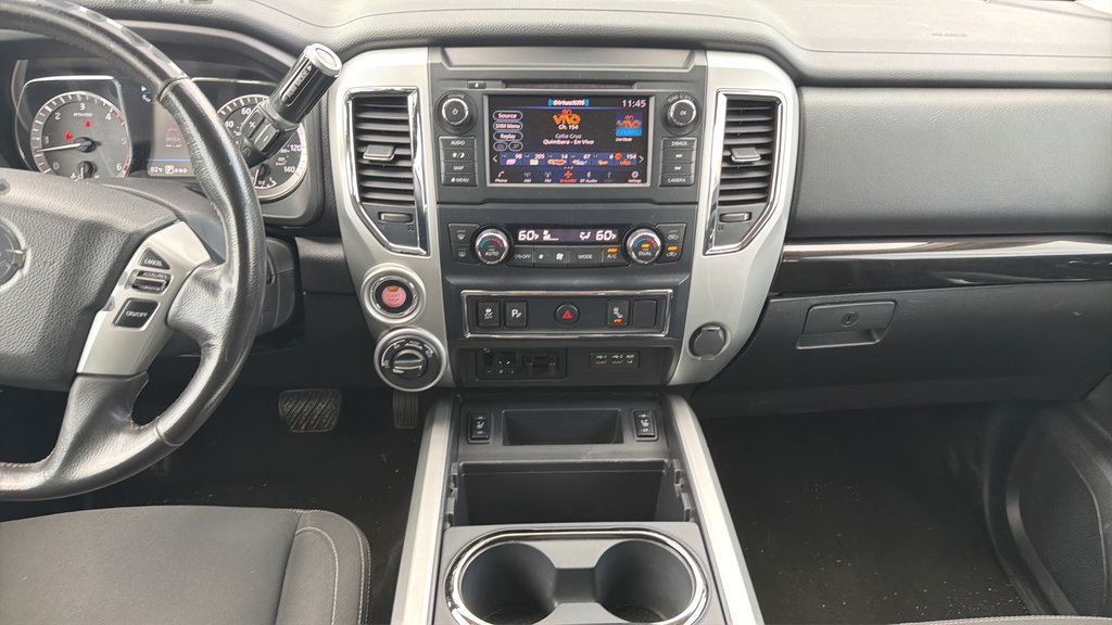 Used 2019 Nissan Titan SV w/ SV Convenience Package AWD/4WD image 8