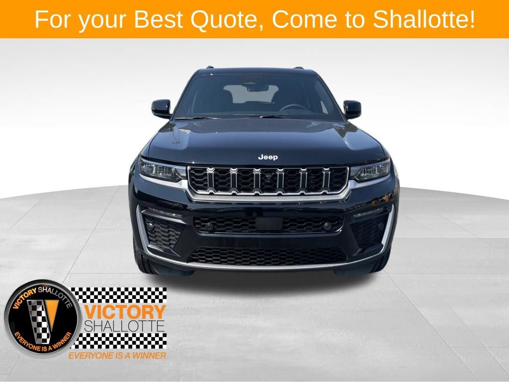 New 2026 Jeep Grand Cherokee Limited w/ Luxury Tech Group II RWD image 3