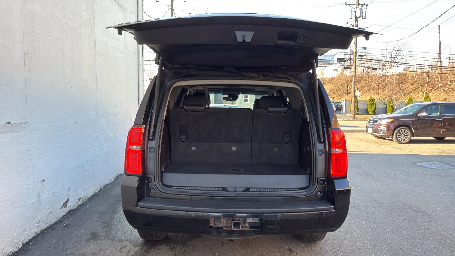 Used 2018 Chevrolet Tahoe LT AWD/4WD image 26