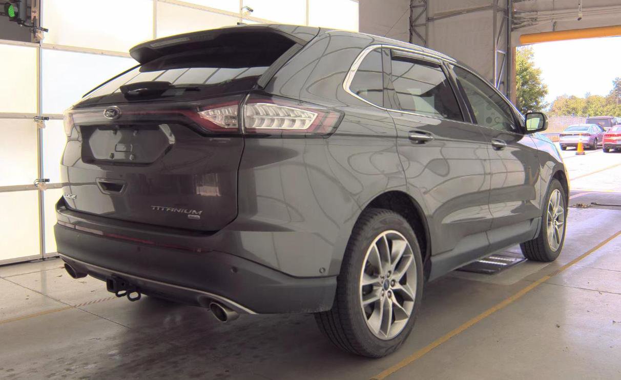 Used 2017 Ford Edge Titanium w/ Equipment Group 302A AWD/4WD image 5