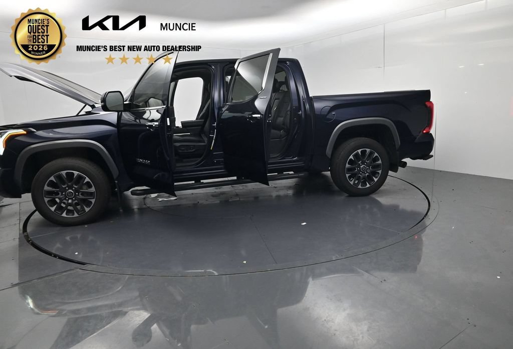 Used 2024 Toyota Tundra Limited AWD/4WD image 65