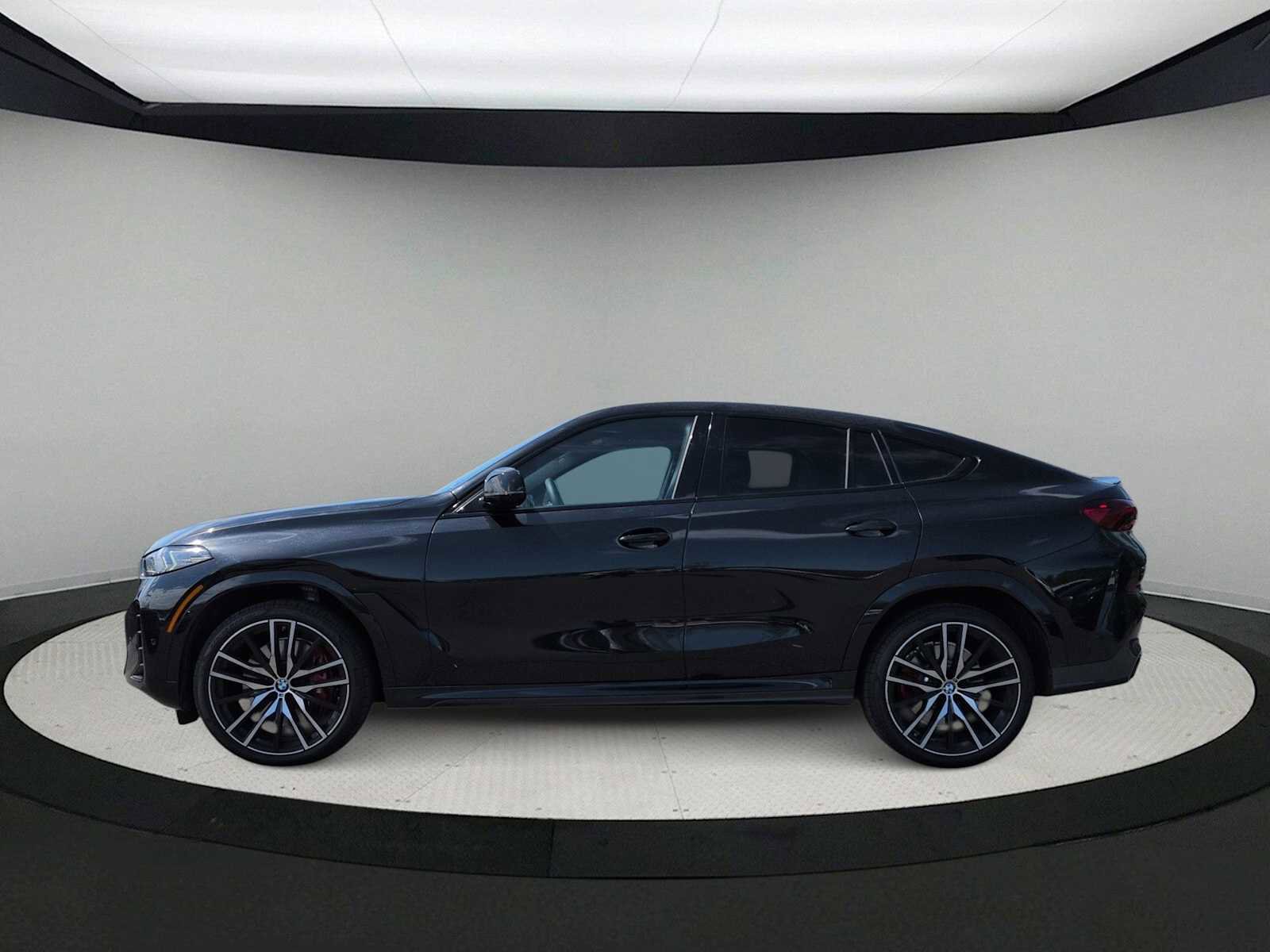 Used 2025 BMW X6 M60i w/ Executive Package AWD/4WD image 5