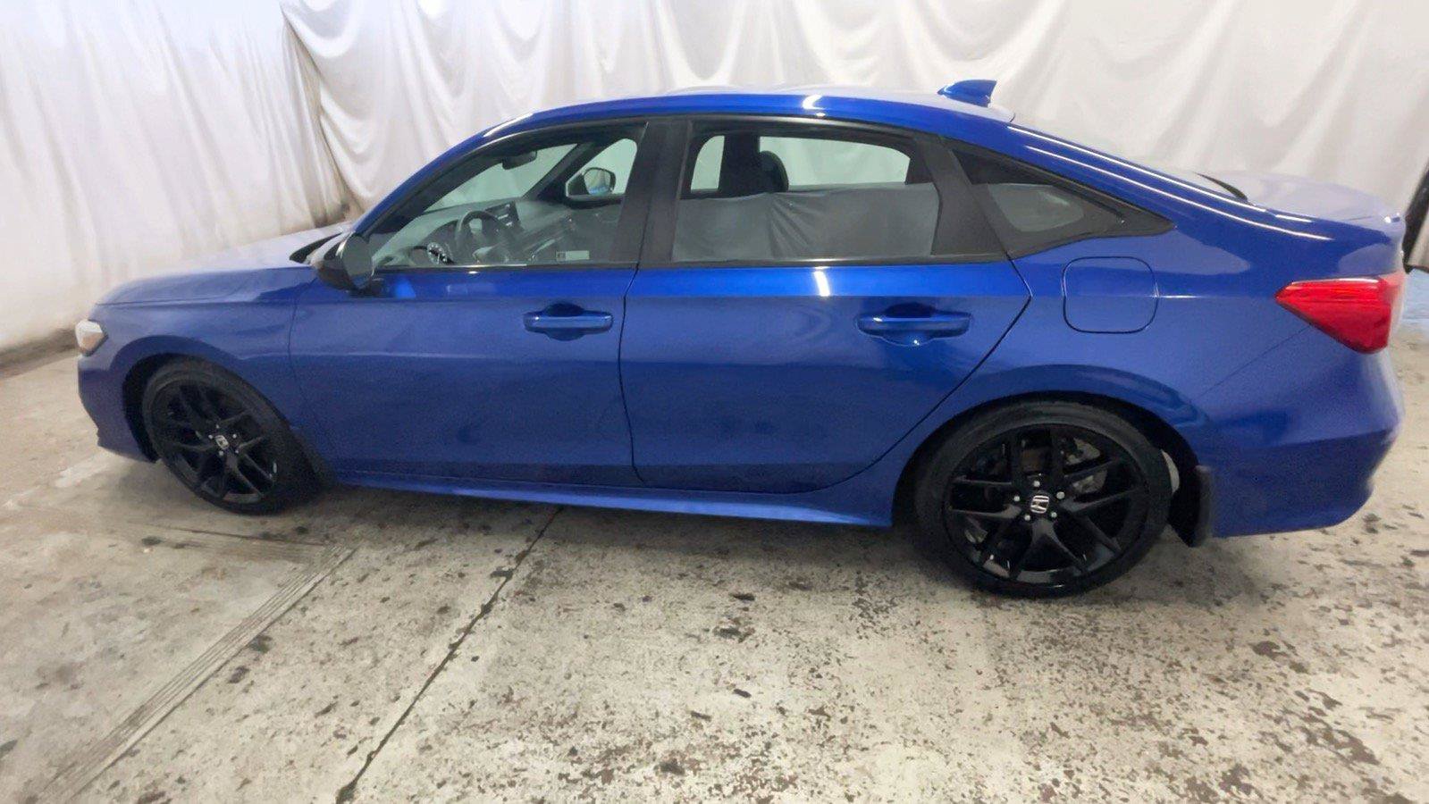 Used 2024 Honda Civic Sport image 12