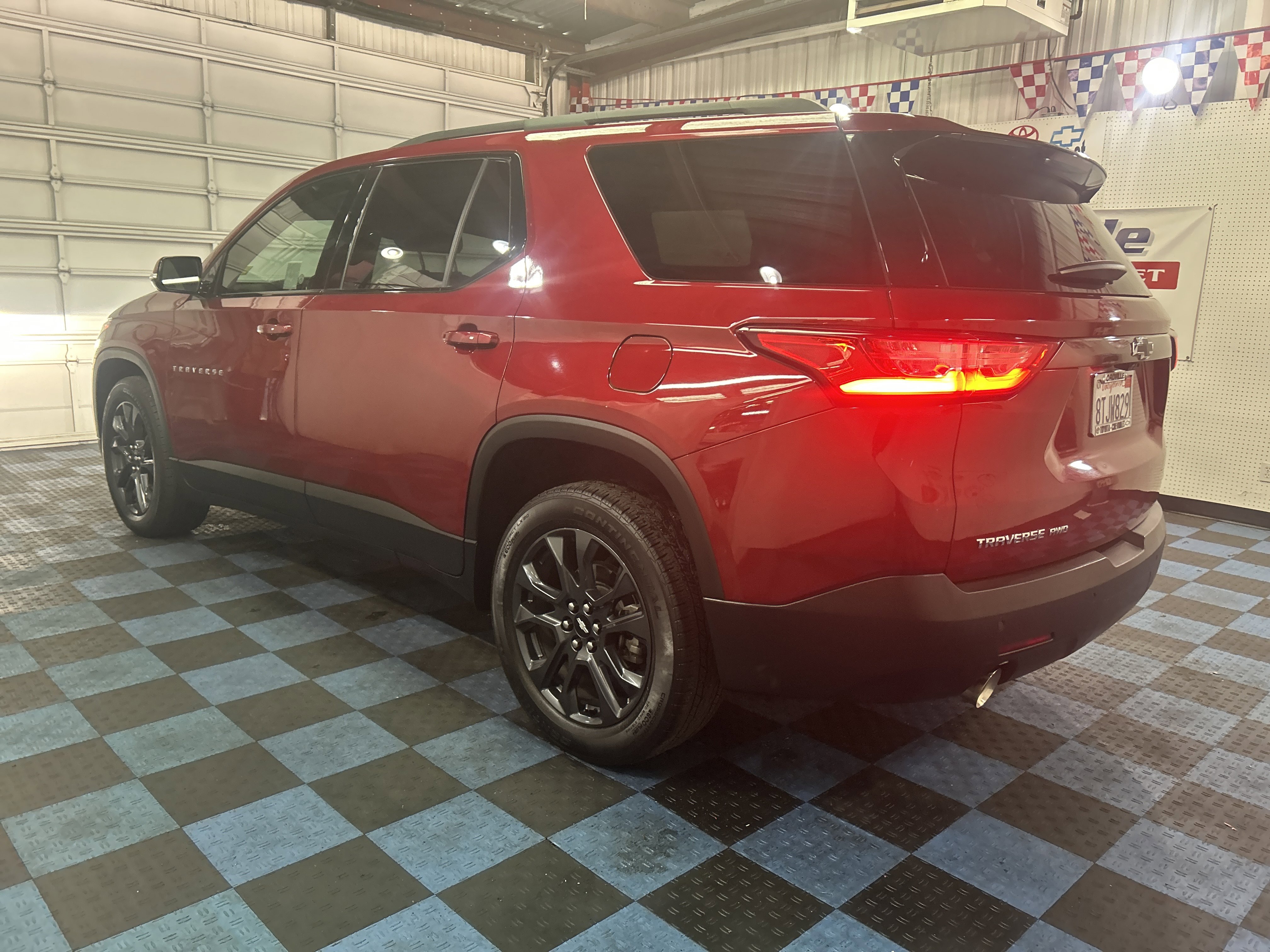 Used 2020 Chevrolet Traverse RS w/ LPO, Floor Liner Package image 3