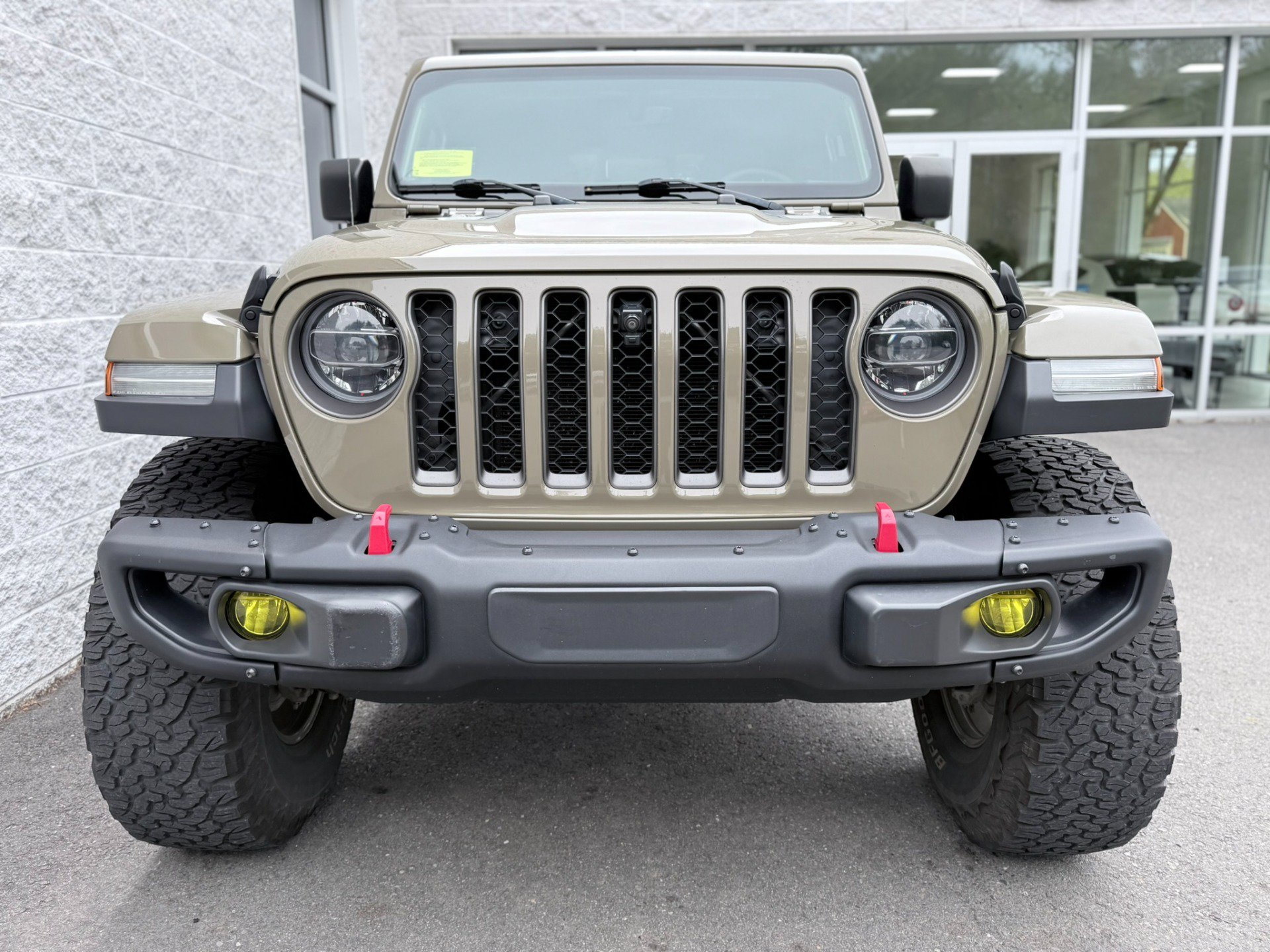 Used 2020 Jeep Gladiator Rubicon AWD/4WD image 6