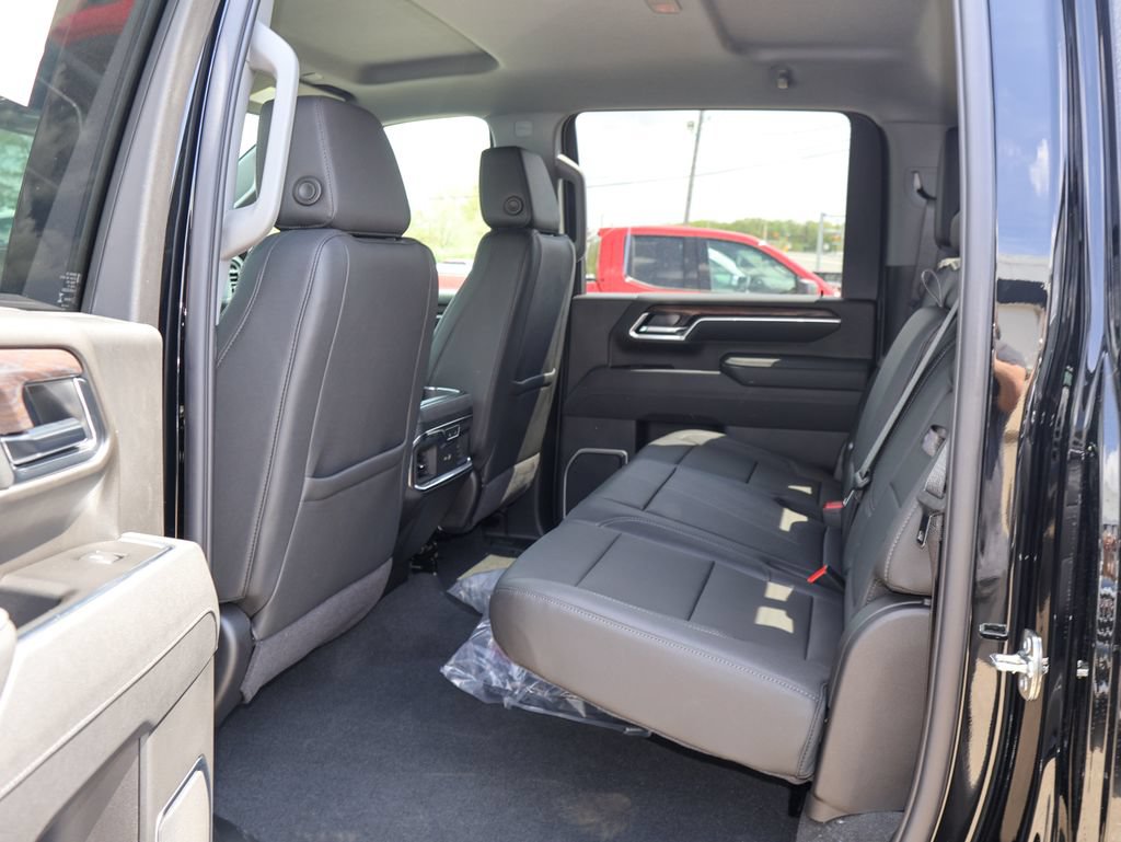 New 2026 GMC Sierra 2500 SLT w/ SLT Premium Package AWD/4WD image 11