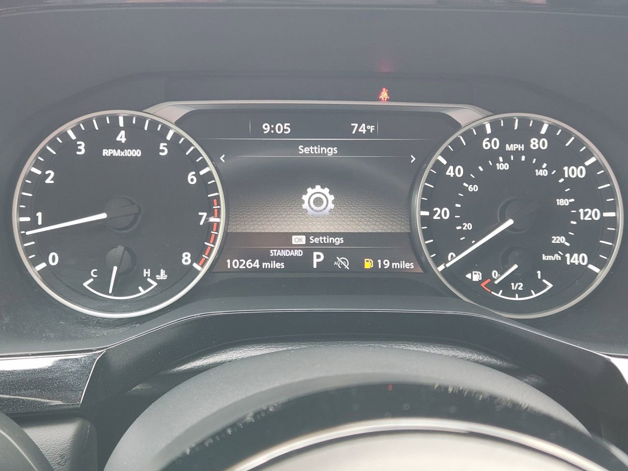 Used 2025 Nissan Pathfinder SL image 13