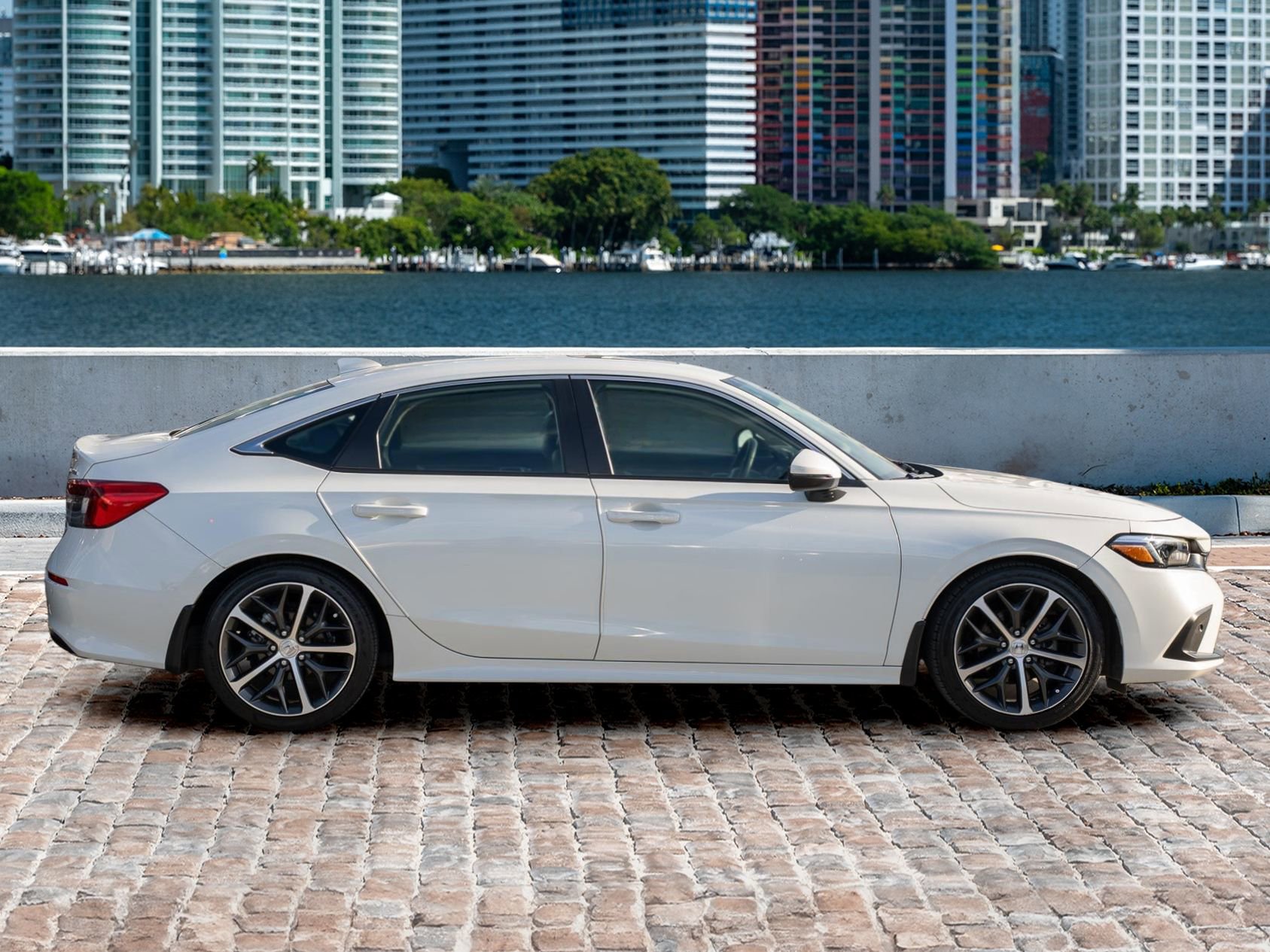 Certified 2023 Honda Civic Touring image 4