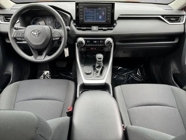 Certified 2019 Toyota RAV4 LE w/ Carpet Mat Package AWD/4WD image 72