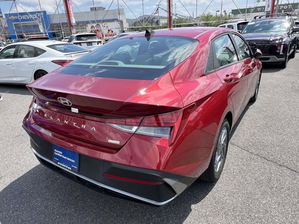 Certified 2025 Hyundai Elantra Hybrid FWD image 7