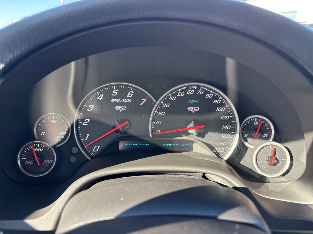 Used 2013 Chevrolet Corvette Grand Sport w/ 2LT Preferred Equipment Group RWD image 17