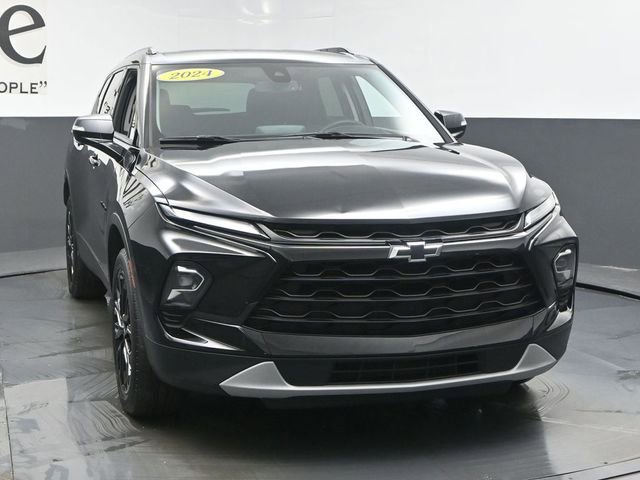 Used 2024 Chevrolet Blazer LT w/ LPO, Black Grille Bar Package image 51