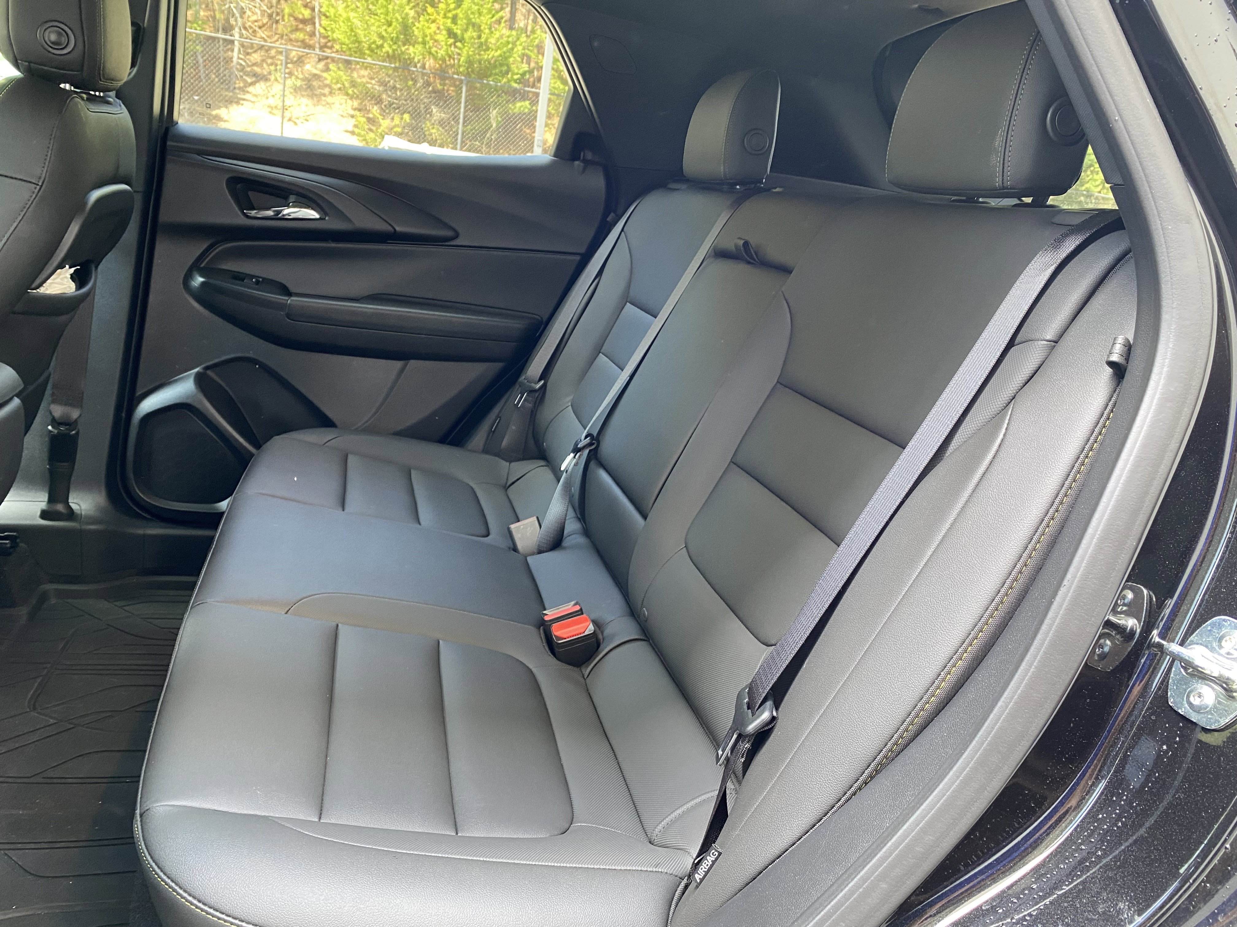 Used 2025 Chevrolet TrailBlazer ACTIV w/ Convenience Package image 37