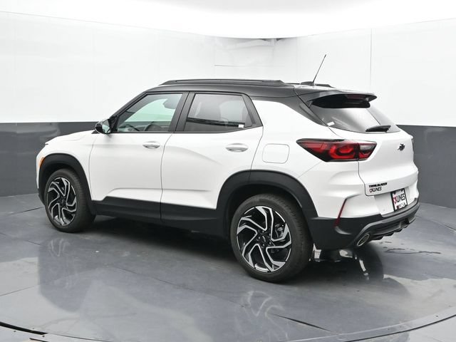 Used 2025 Chevrolet TrailBlazer RS w/ Convenience Package FWD image 9