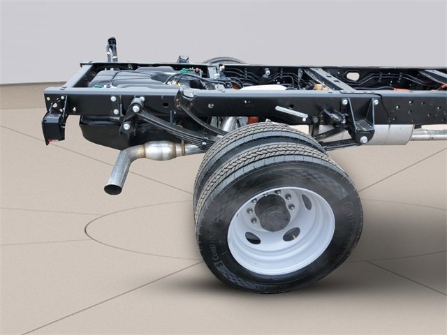 New 2025 Ford F450 XL w/ XL Chrome Package image 8