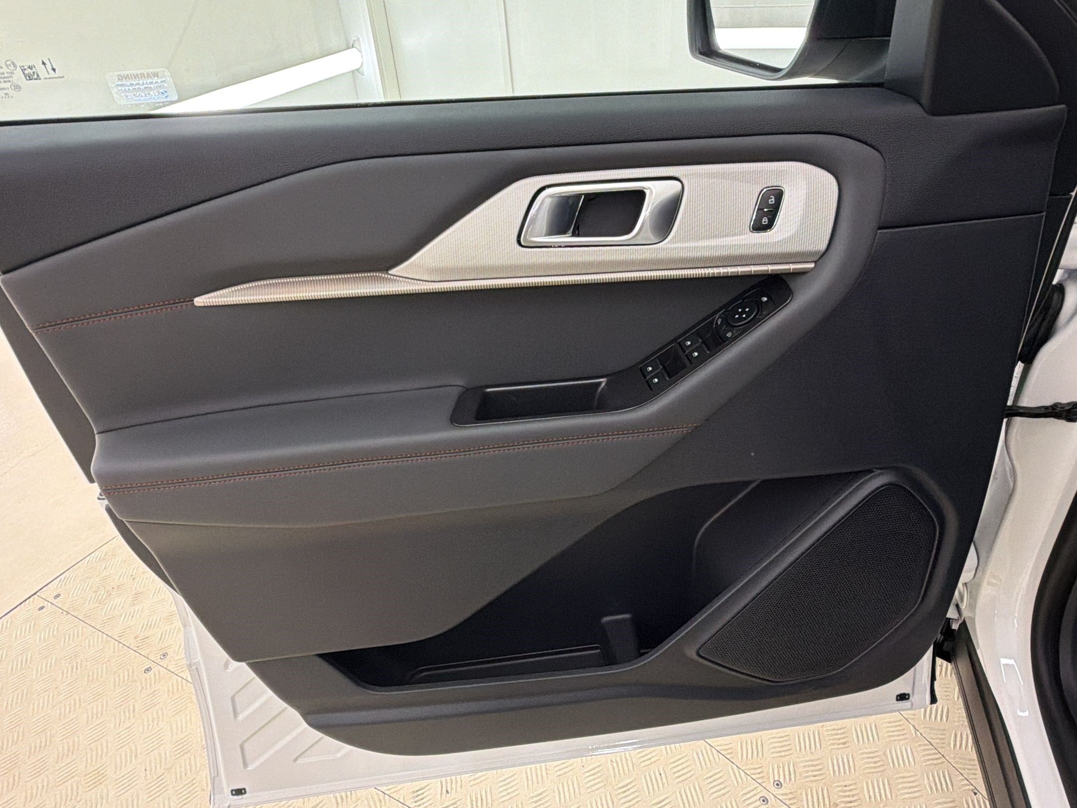 New 2027 Ford Explorer Active w/ Active Comfort Package RWD image 13