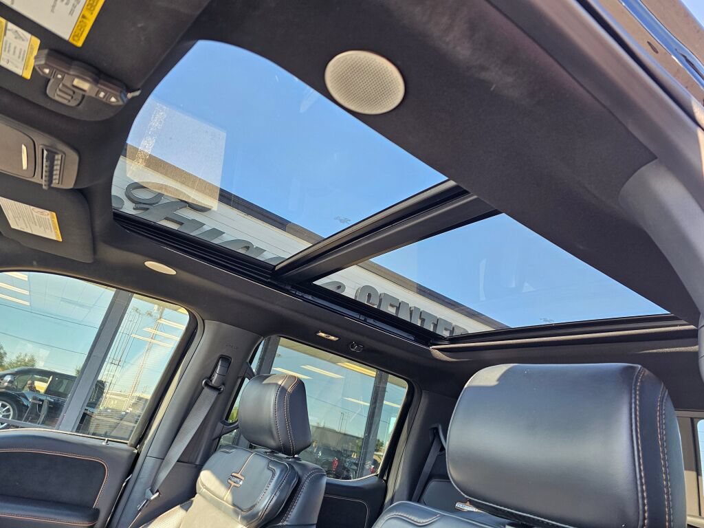 Used 2024 Ford F350 Platinum AWD/4WD image 19