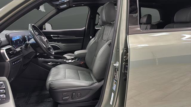 Used 2024 Kia Telluride SX Prestige X-Line AWD/4WD image 9