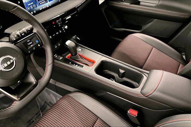 New 2026 Nissan Kicks SR w/ SR Premium Package image 9