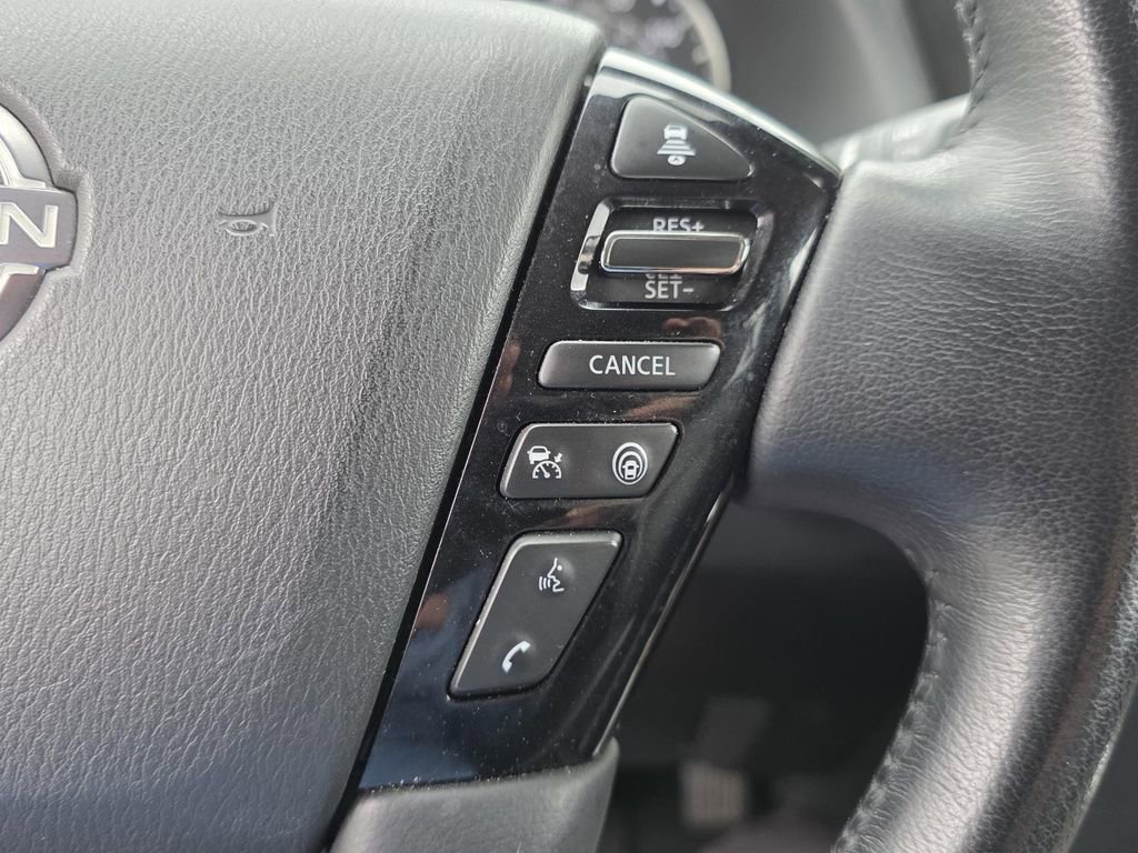 Used 2024 Nissan Armada SL w/ Captain's Chairs Package image 37