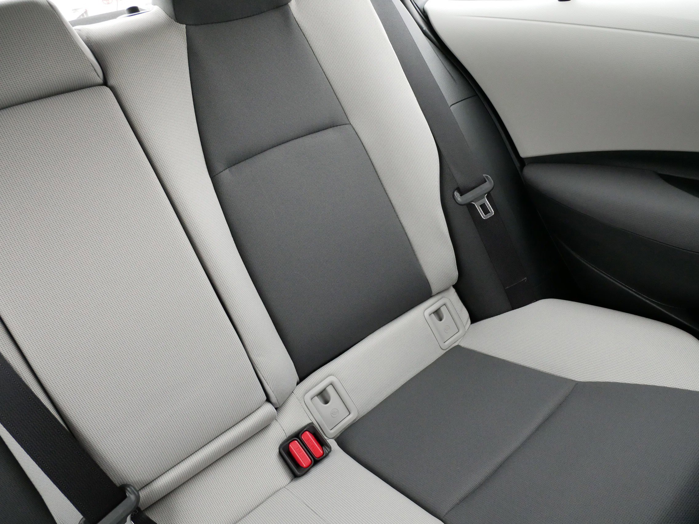 Certified 2025 Toyota Corolla LE w/ Convenience Package image 14