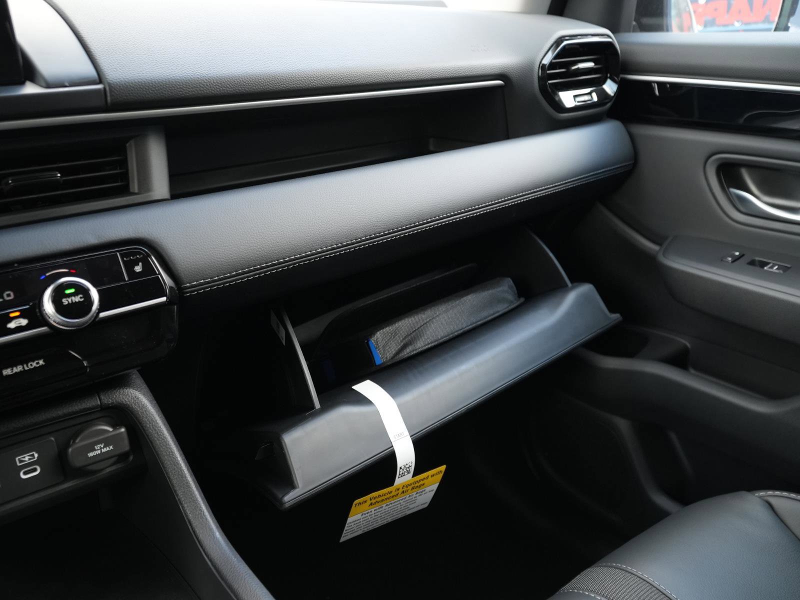 Used 2025 Honda Pilot Touring image 29