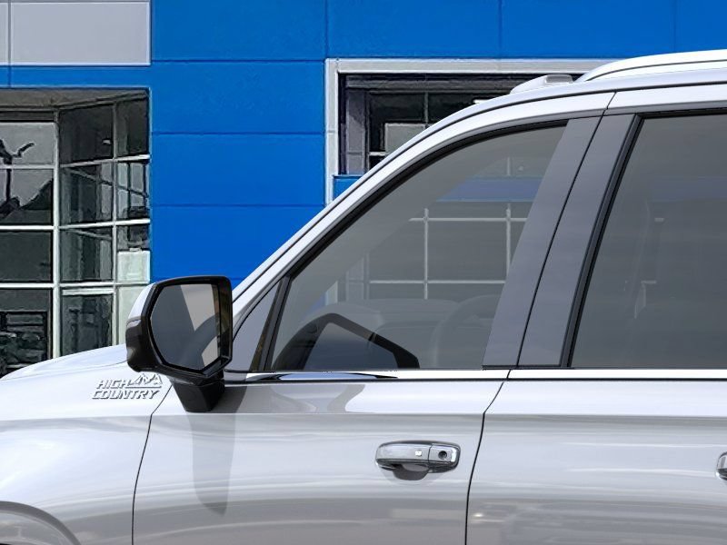 New 2026 Chevrolet Suburban High Country AWD/4WD image 13
