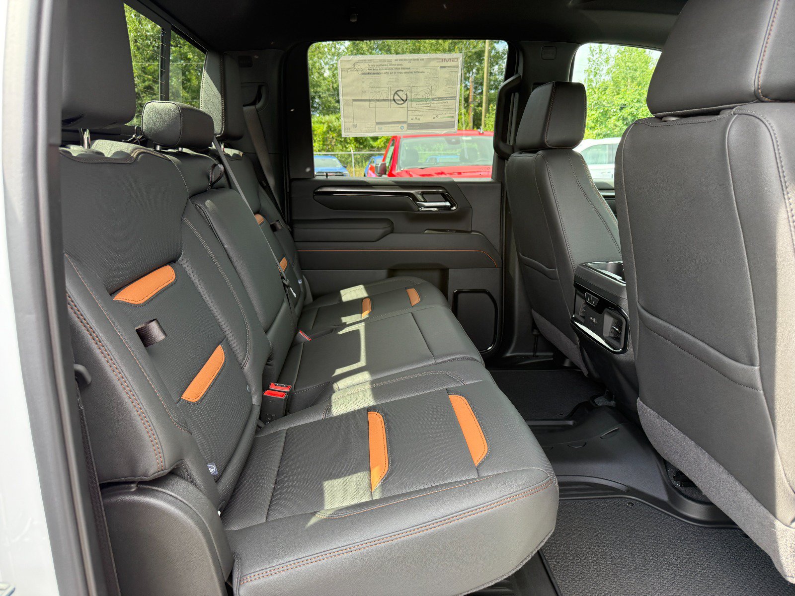 New 2026 GMC Sierra 2500 AT4 w/ AT4 Preferred Package AWD/4WD image 21