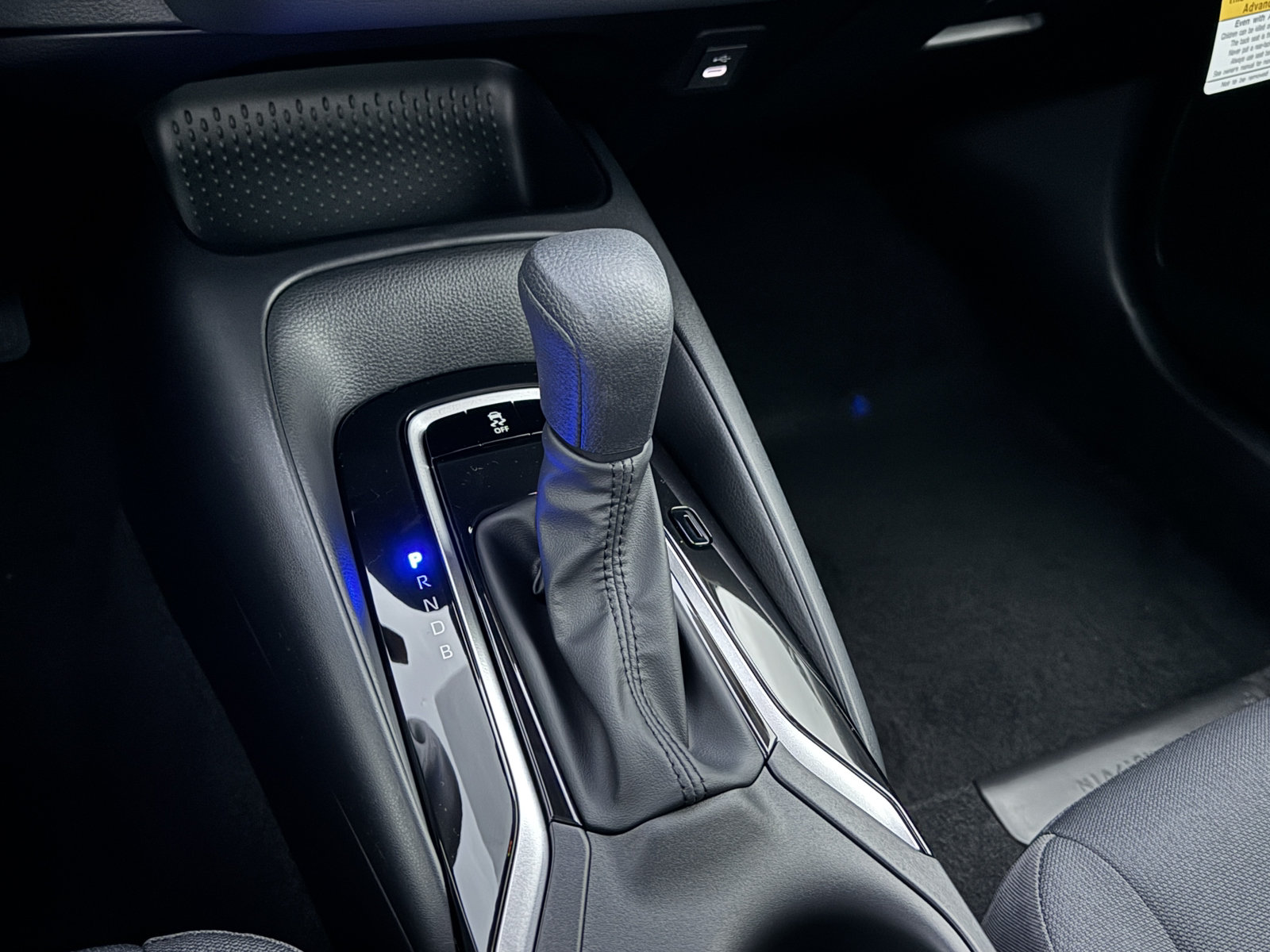 New 2027 Toyota Corolla LE FWD image 18
