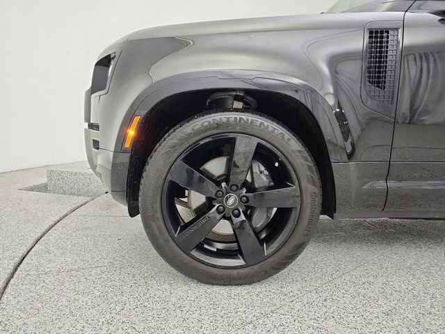 Certified 2023 Land Rover Defender 110 X-Dynamic SE image 53