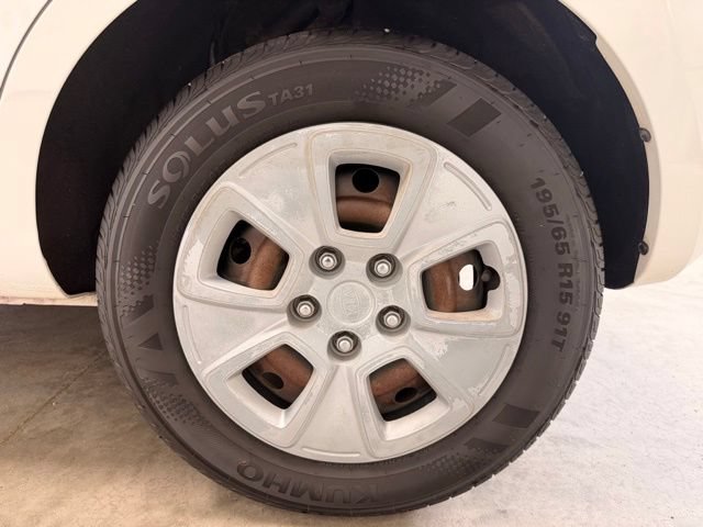 Used 2013 Kia Soul FWD image 7
