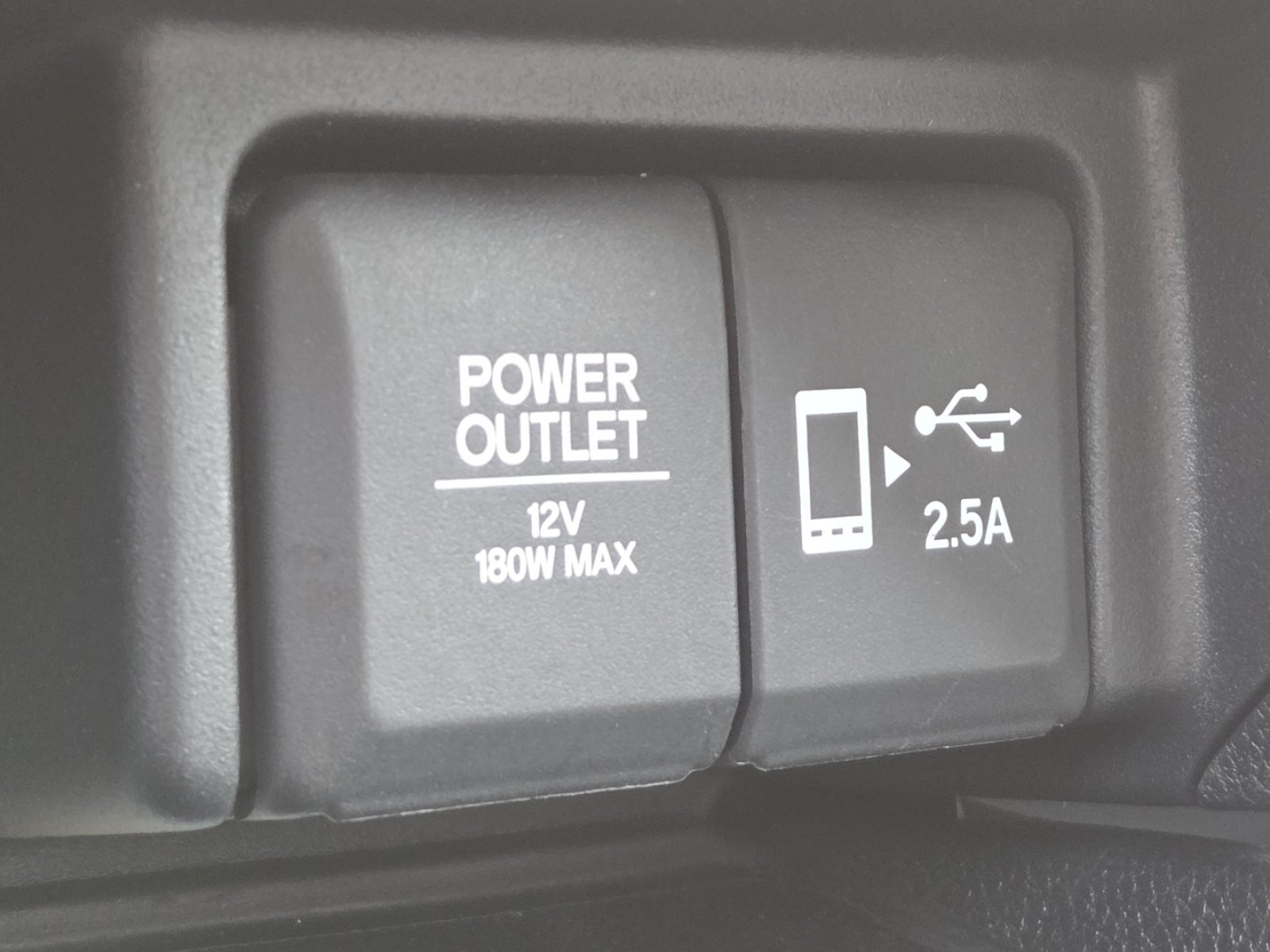 Used 2023 Honda Passport EX-L image 32
