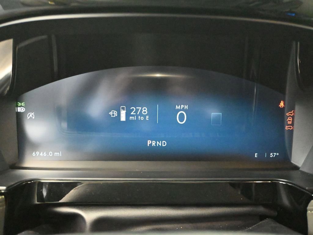 Used 2024 Lincoln Corsair Reserve image 28