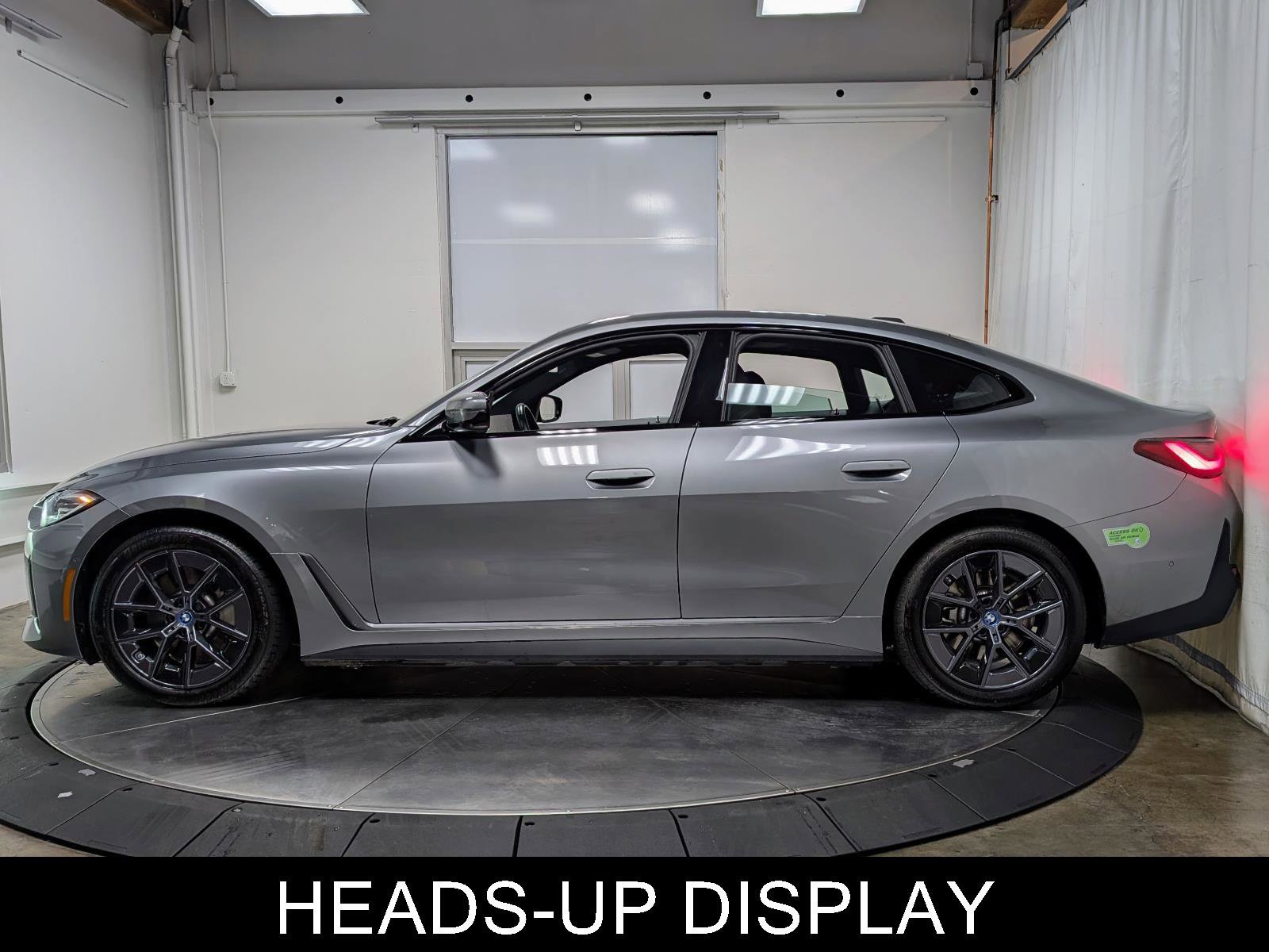 Used 2023 BMW i4 eDrive35 image 5