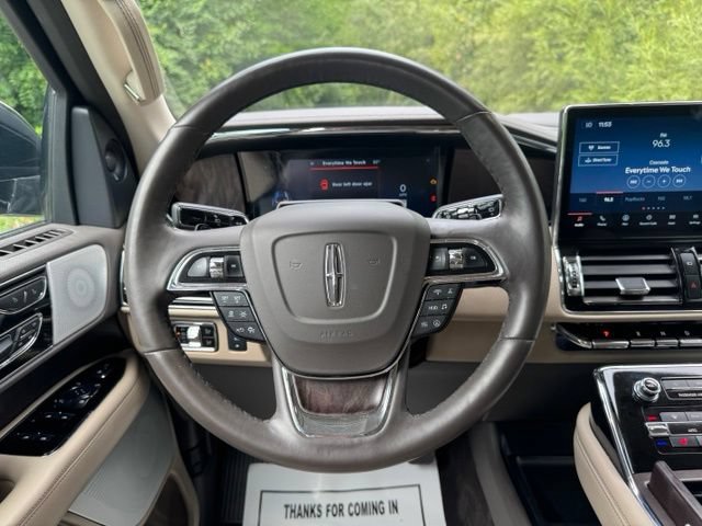 Used 2023 Lincoln Navigator Reserve AWD/4WD image 24