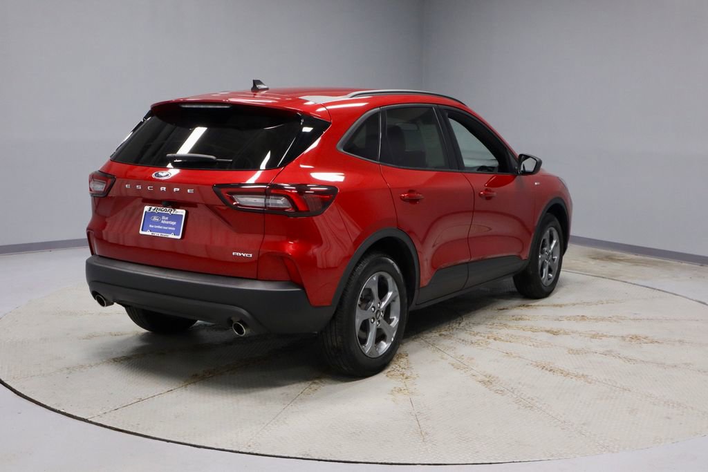 Used 2025 Ford Escape ST-Line AWD/4WD image 10
