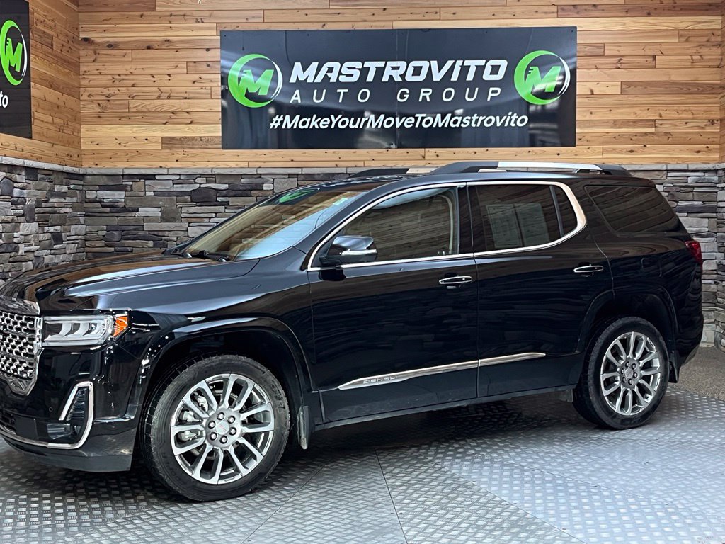Used 2022 GMC Acadia Denali w/ Denali Technology Package AWD/4WD image 10
