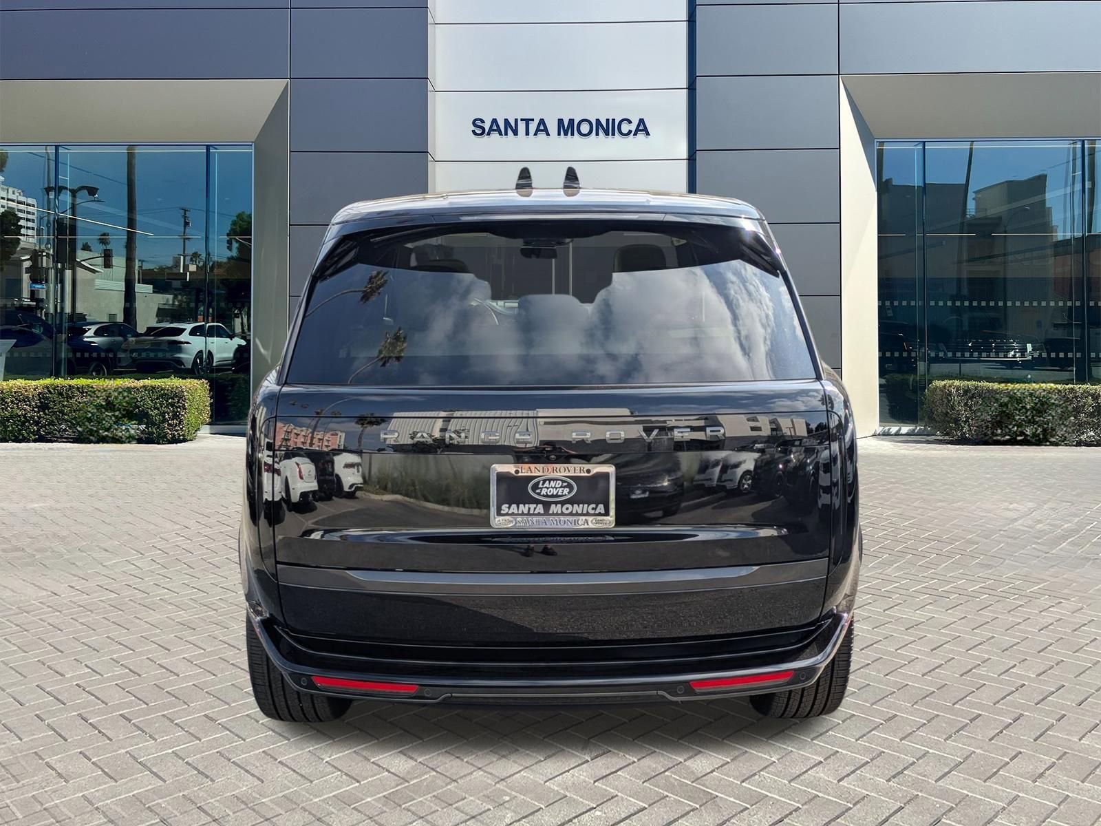 New 2026 Land Rover Range Rover SE AWD/4WD image 4