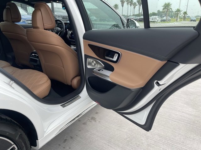 New 2025 Mercedes-Benz E 350 Sedan image 19