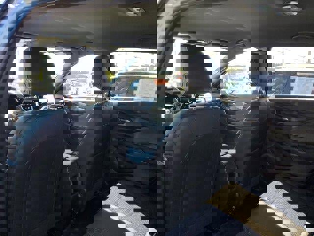 Used 2025 Buick Envista Preferred w/ Advanced Safety Package image 8