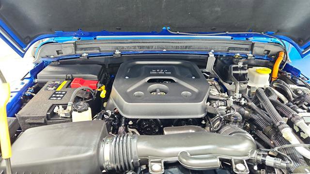 Used 2023 Jeep Wrangler Unlimited Sahara w/ Cold Weather Group image 34