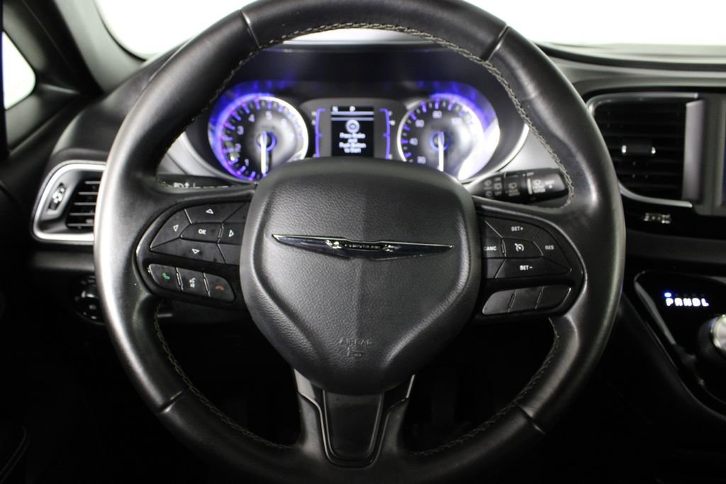 Used 2018 Chrysler Pacifica Touring Plus w/ S Appearance Package image 25